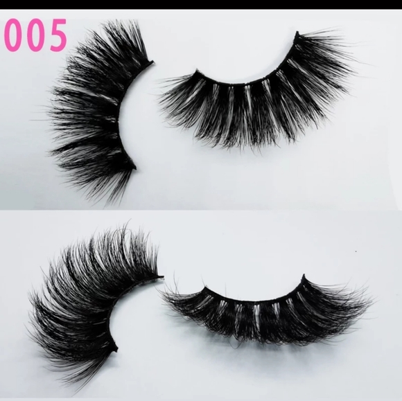 3 Butterfly Bundle Lashes - Picture 4 of 8